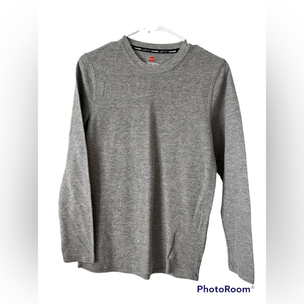 Hanes thermal T shirt, Mens S, $5 or free with a $15 min bundle
Same day ship